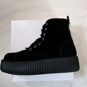 T.U.K Suede Viva Mondo Boots